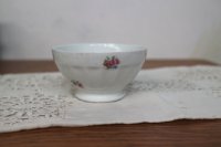 小花模様のミルクボウル