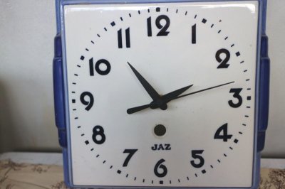 画像1: JAZ　陶器の時計　フレンチブルー