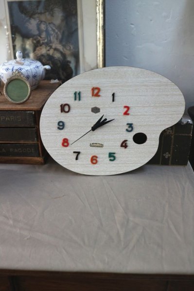 画像1: パレット型の掛け時計 (1)