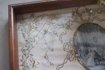 画像2: ハンドメイドの刺繍が美しいトレイ