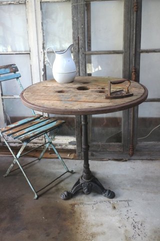 フランスアンティーク家具｜フランスから直接買い付けした逸品を